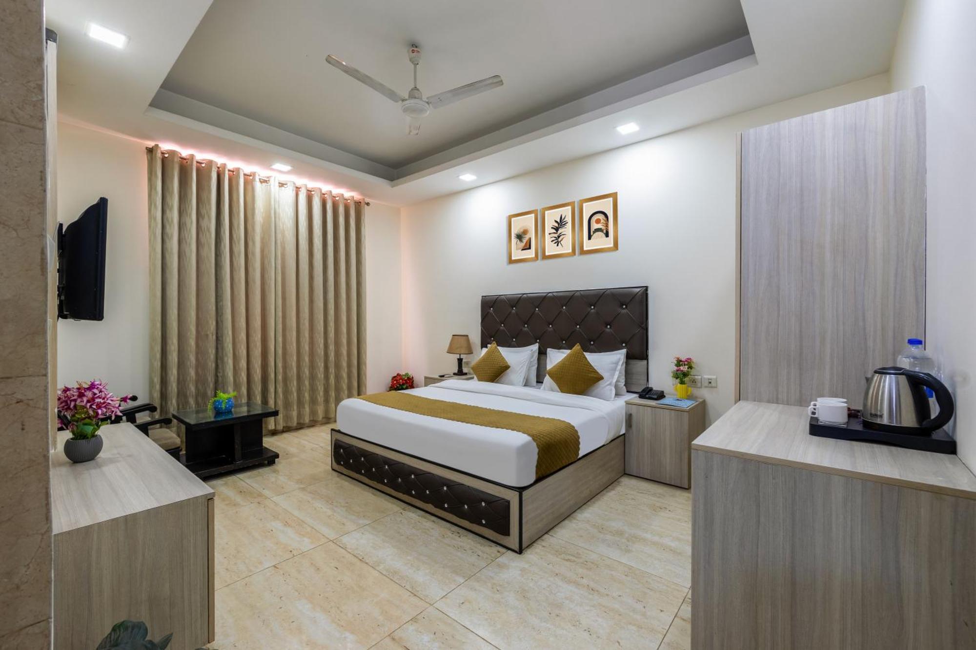 Kabul Hotel By Nexhub Palace - Medanta Gurgaon Buitenkant foto