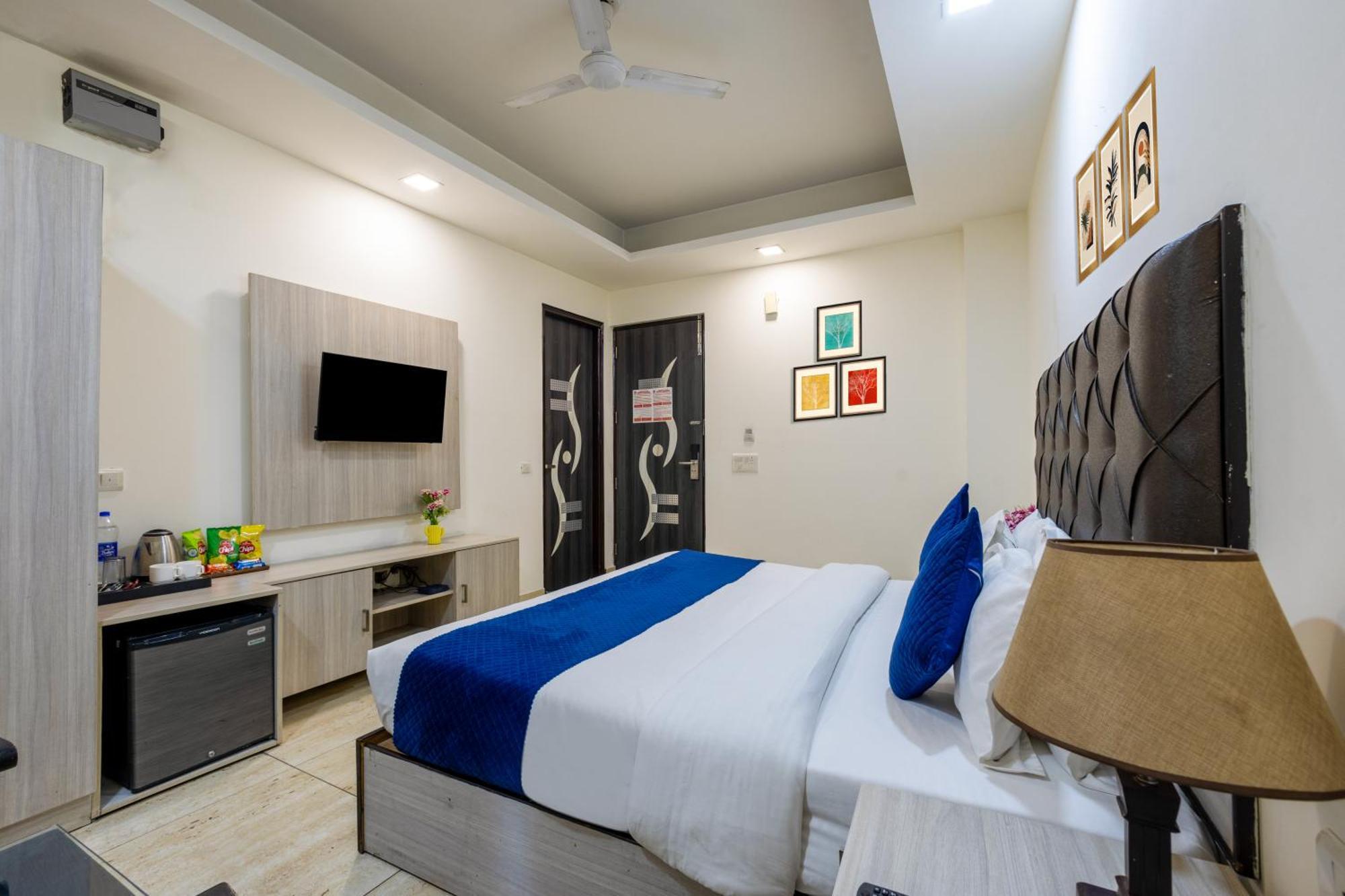 Kabul Hotel By Nexhub Palace - Medanta Gurgaon Buitenkant foto