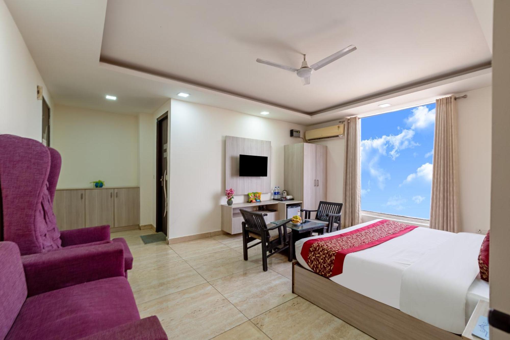 Kabul Hotel By Nexhub Palace - Medanta Gurgaon Buitenkant foto